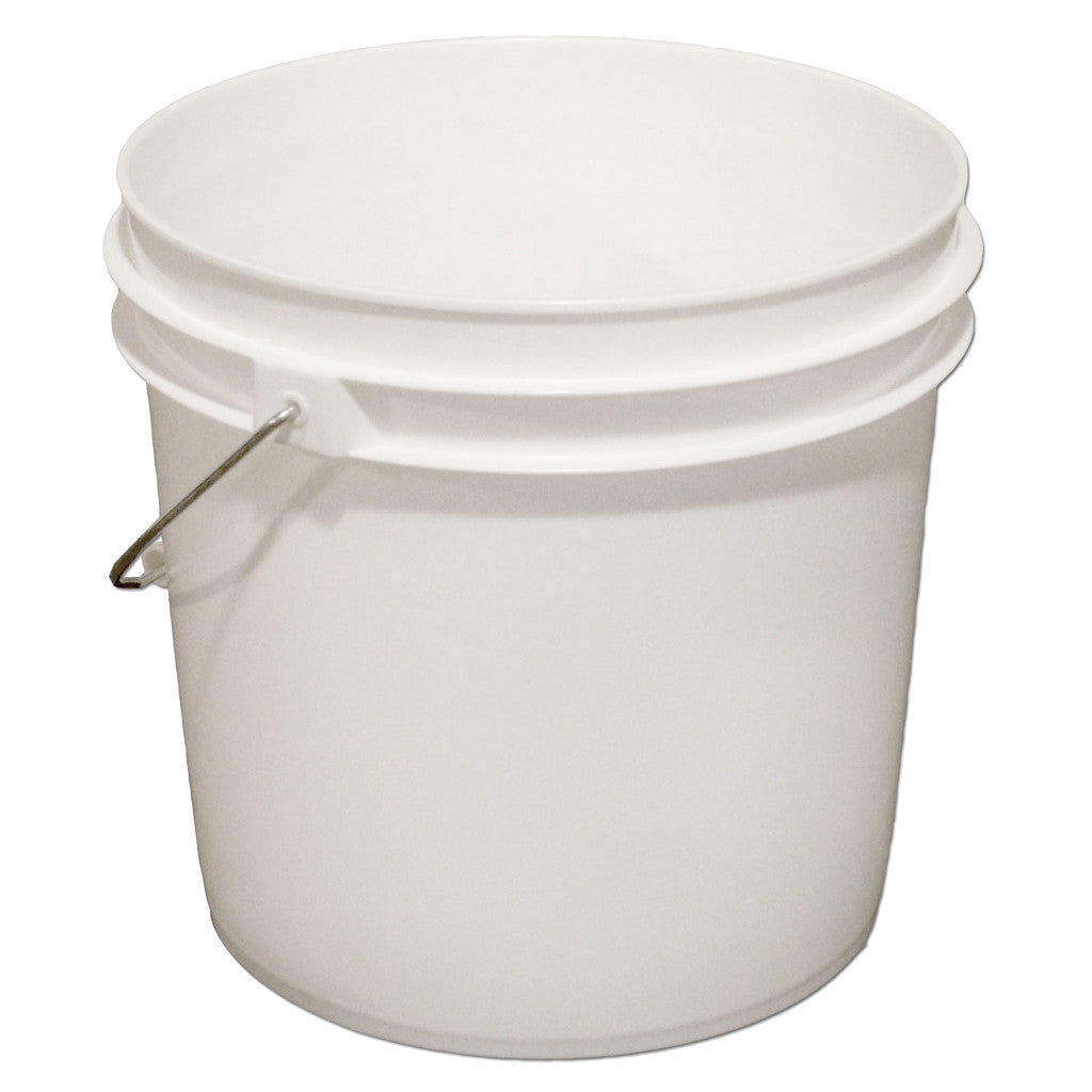 2 Gallon Food-Grade Plastic Bucket with Metal Handle